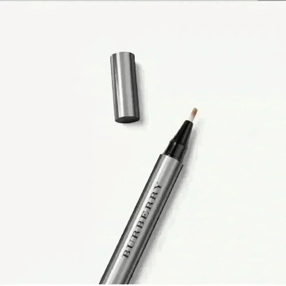 Burberry sheer Concealer Luminous Concealer ~ Light Beige (1)~ NEW in box! - Picture 1 of 7